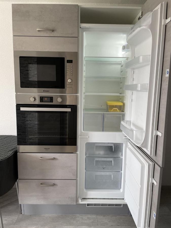 Bormes-Les-Mimosas - Appart 25M2 Avec Balcon - 4P Bagian luar foto